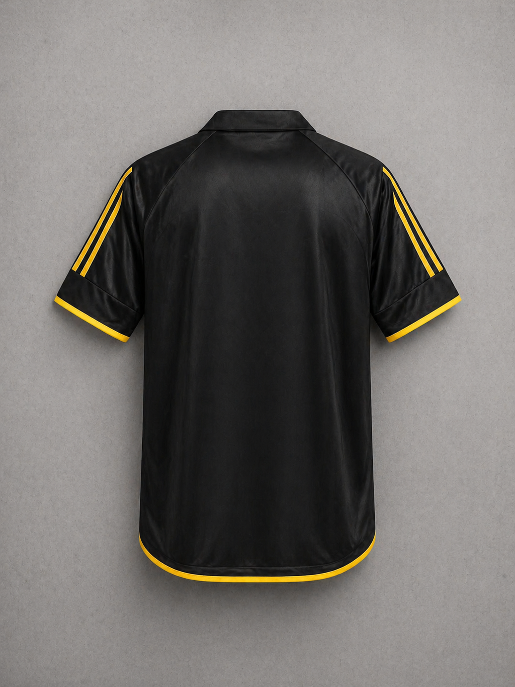 REAL MADRID RETRO KIT